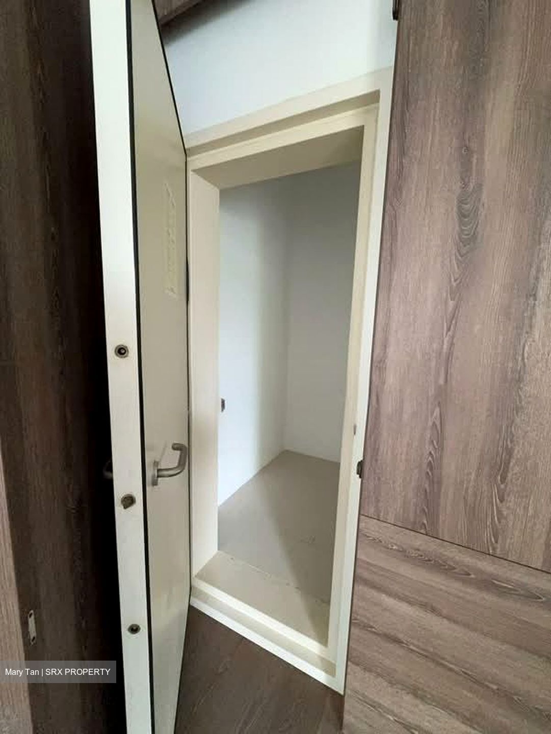 10 Evelyn (D11), Apartment #576844681